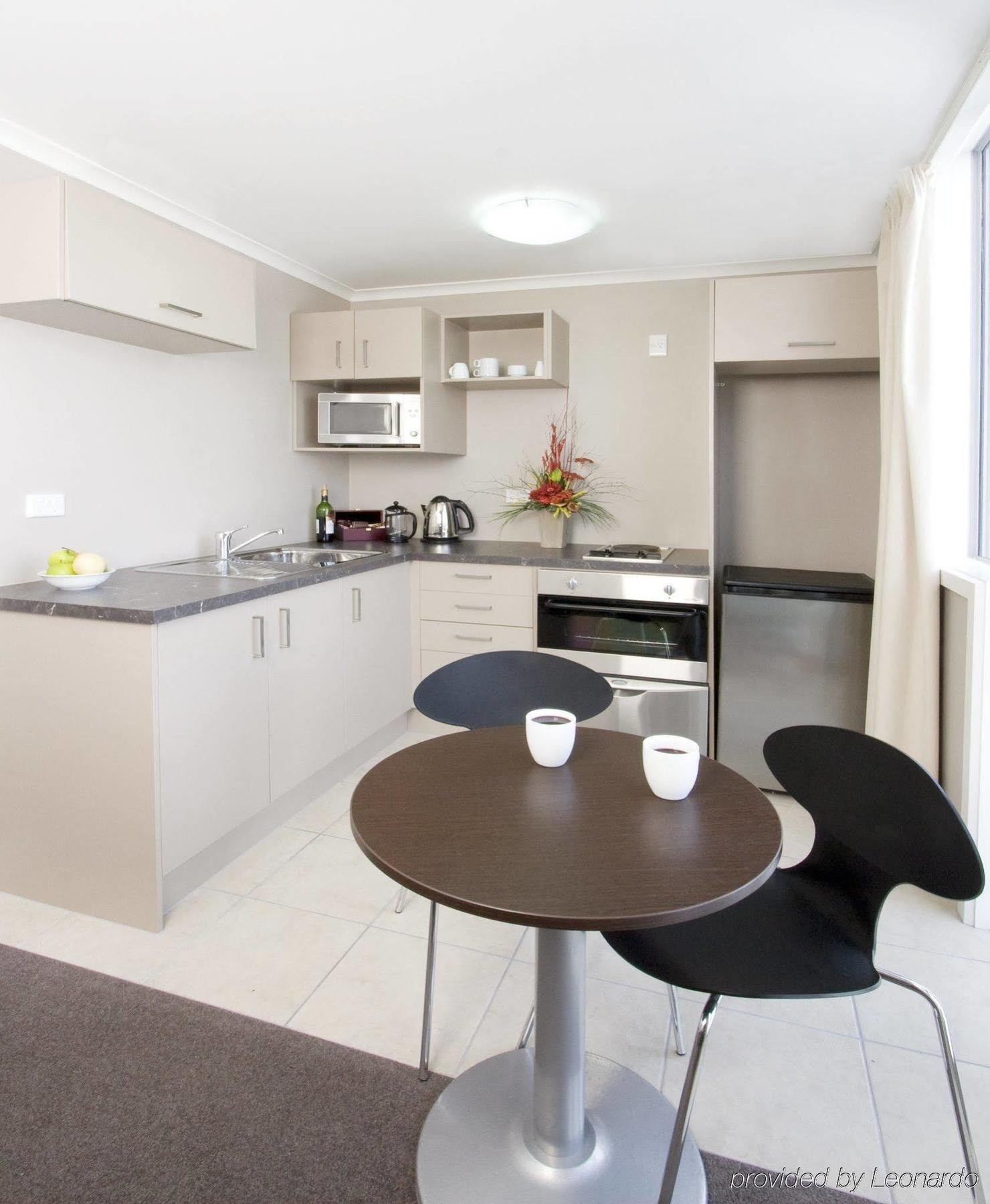 Quest On Ward Serviced Apartments Hamilton Chambre photo
